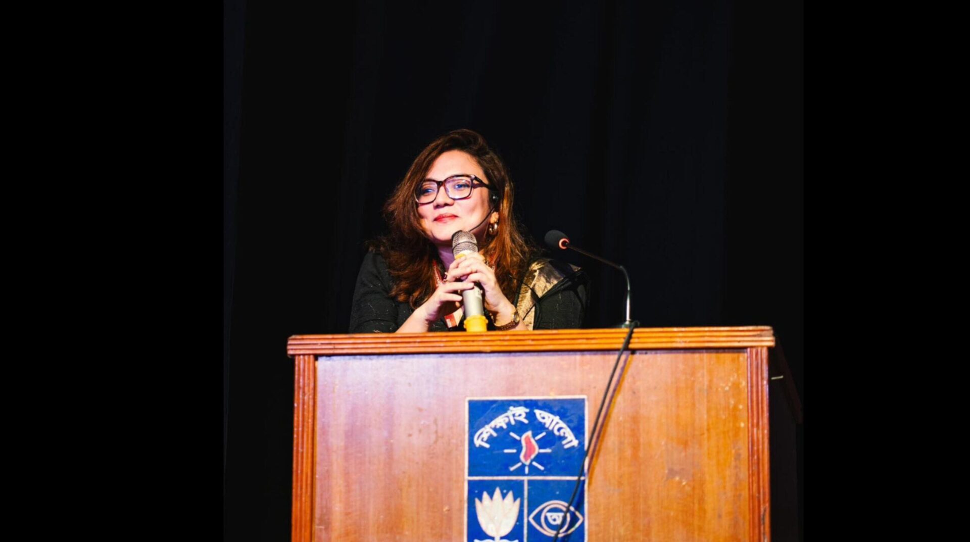 Dhaka University Teacher Shehreen Amin Bhuiyan Monami's AI and edited photo factcheck